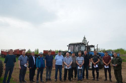 В районе продолжается награждение передовиков посевной кампании
