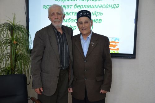 Бүген шигырь сөючеләр Хәмбәл Фәрхиев белән очраштылар