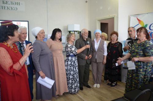 Бүген шигырь сөючеләр Хәмбәл Фәрхиев белән очраштылар