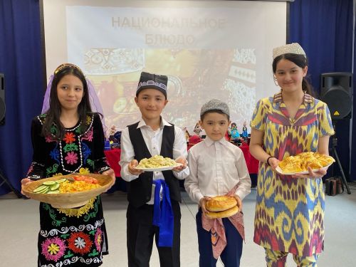 Сарман урта мәктәбендә милли табын кордылар