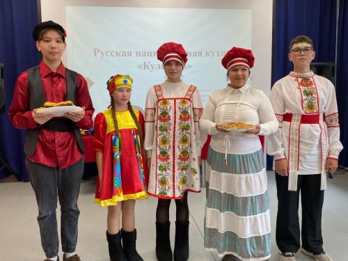 Сарман урта мәктәбендә милли табын кордылар