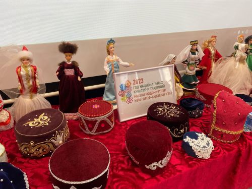 Сарман урта мәктәбендә милли табын кордылар