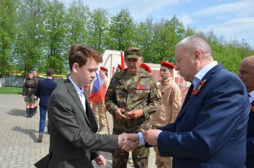 В районе приняли новых участников в «Юнармию»