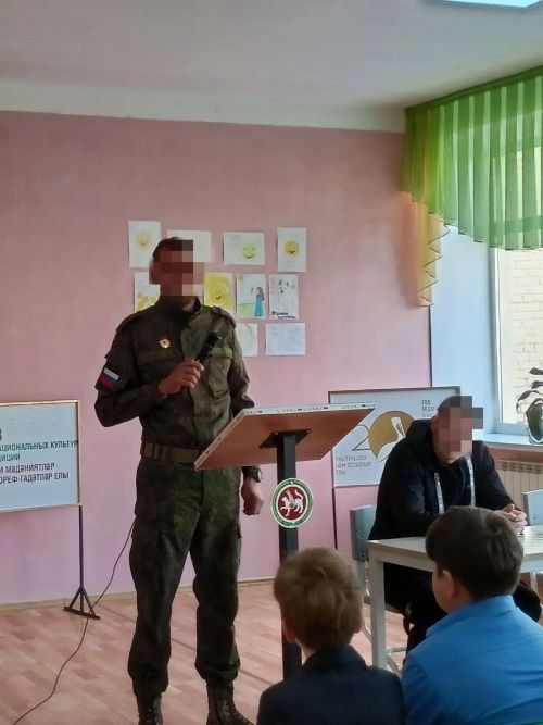 Ученики школ района встретились с участниками СВО
