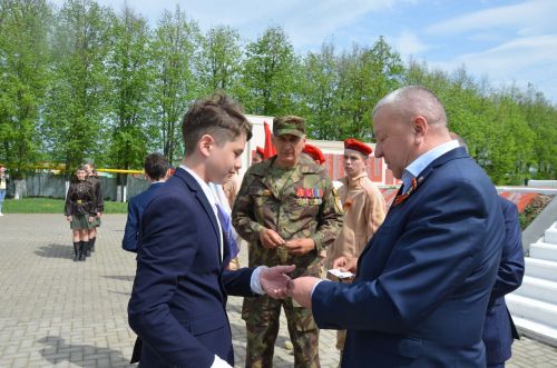В районе приняли новых участников в «Юнармию»