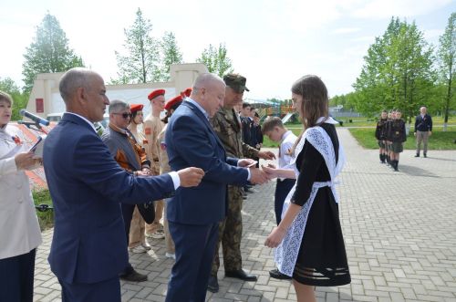 В районе приняли новых участников в «Юнармию»