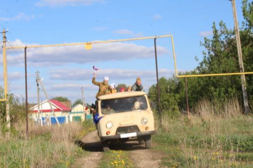 Яхшыбайдан һәм Анактан хәрби машиналар узышы үтте