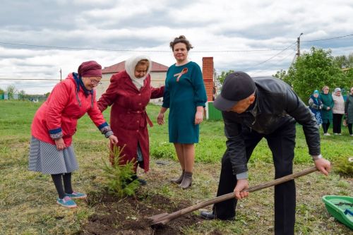Шыгайда сугышта һәлак булганнар истәлегенә Мәңгелек ут кабыздылар