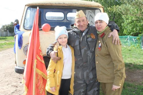 Яхшыбайдан һәм Анактан хәрби машиналар узышы үтте