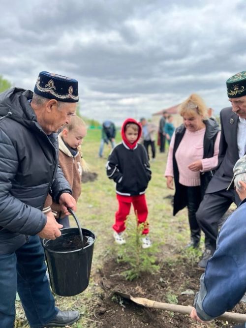 Шыгайда сугышта һәлак булганнар истәлегенә Мәңгелек ут кабыздылар