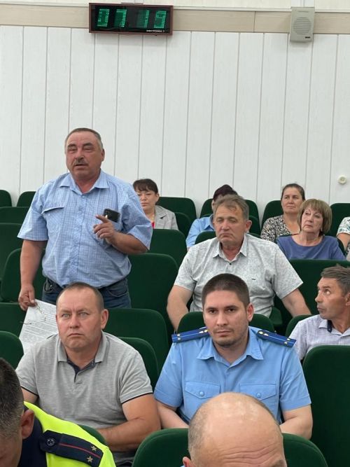 Чираттан тыш утырышта юллардагы иминлек мәсьәләләре каралды