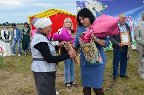 Авыл китабы тәкъдир ителде