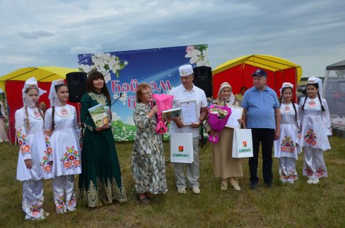 Авыл китабы тәкъдир ителде