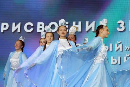 «Умырзая», «Жасмин» коллективларына «Үрнәк үзешчән коллективы” дигән мактаулы исем бирелде