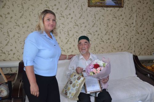 Рәис абый 90 яшьлек юбилеен билгеләп үтә