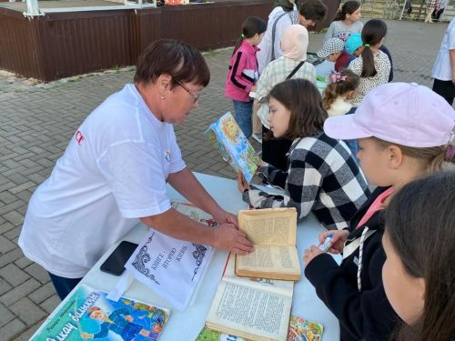 Балалар  «Ура, Каникуллар!»да ял иттеләр
