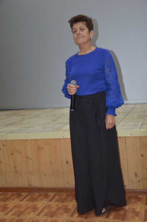 Гөлнур Зөлкәрнаева туган көнен билгеләп үтә