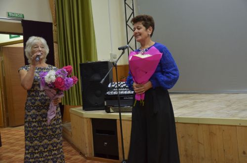 Гөлнур Зөлкәрнаева туган көнен билгеләп үтә