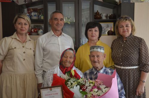 Илексазда яшәүче Мөхәссәнә Рәхимова 90 яшен бәйрәм итә