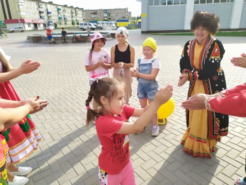 Джалильские дети узнали игры народов России