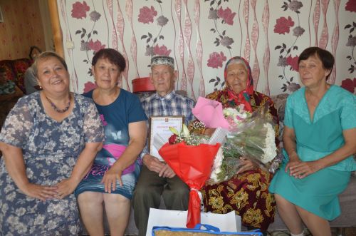 Илексазда яшәүче Мөхәссәнә Рәхимова 90 яшен бәйрәм итә