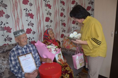 Илексазда яшәүче Мөхәссәнә Рәхимова 90 яшен бәйрәм итә