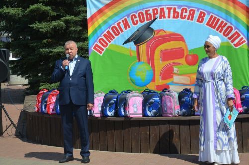 Район балалары мәктәпкә әзерләнәләр