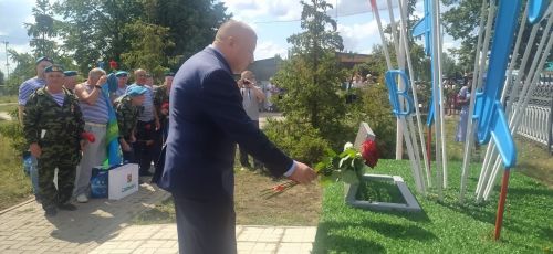 Сарманда десантчылар бәйрәм итәләр