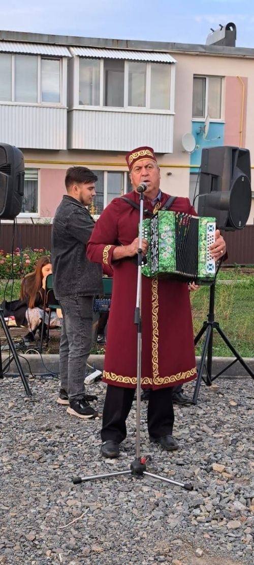 Сарманда Россия флагын зурладылар