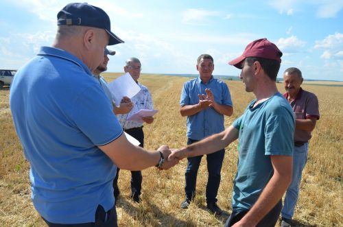 В районе определены победители очередной пятидневки уборки