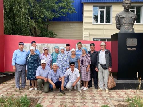 Иске Кәшер авылы музеенда очрашу узды