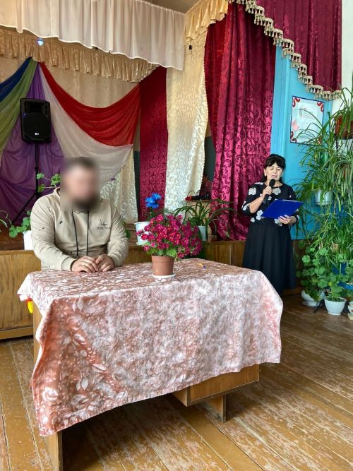Сөлек авылы халкы хәрби авылдашы белән очрашты