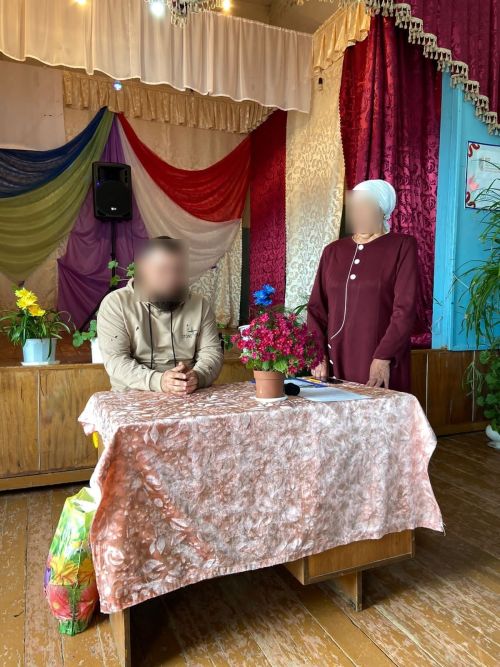 Сөлек авылы халкы хәрби авылдашы белән очрашты