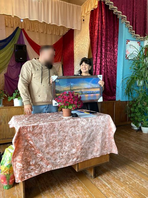 Сөлек авылы халкы хәрби авылдашы белән очрашты
