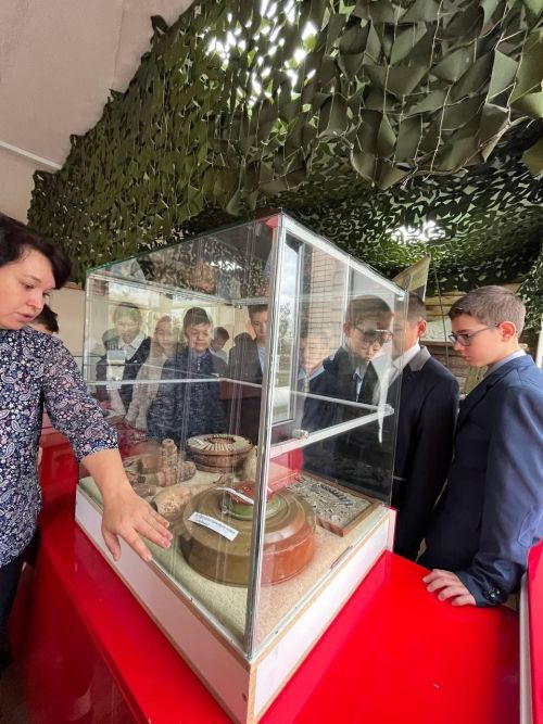 Ученики Сармановской СОШ вспомнили жертв фашизма