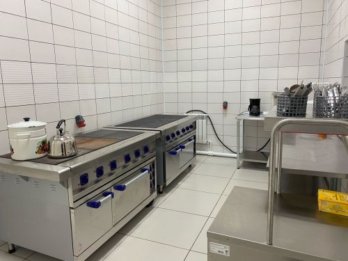 Иске Минзәләбаш мәктәбенең ашханәсе яңартылды