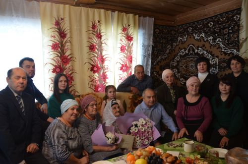 Бибифатыйма апага 100 яшь тулды