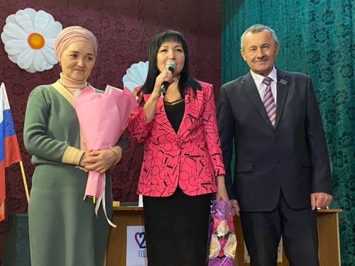 Кормаш авылы халкы аеруча тырыш, дип мактады Наилә Хуҗина