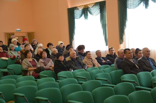 Саклаубаш халкы пай җирләре өчен түләү сорады