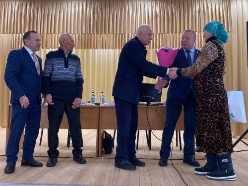 Азалак халкы дөньялар иминлеге теләде