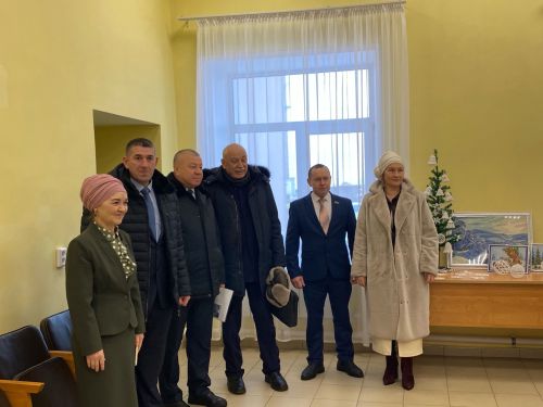 Азалак халкы дөньялар иминлеге теләде