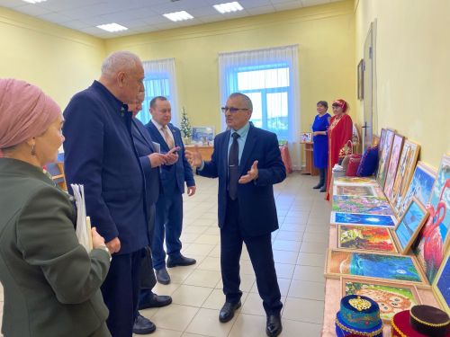 Азалак халкы дөньялар иминлеге теләде