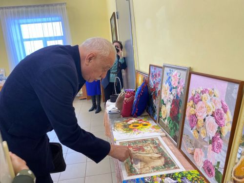 Азалак халкы дөньялар иминлеге теләде