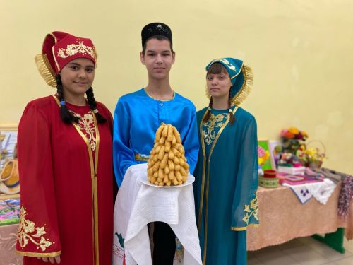 Азалак халкы дөньялар иминлеге теләде
