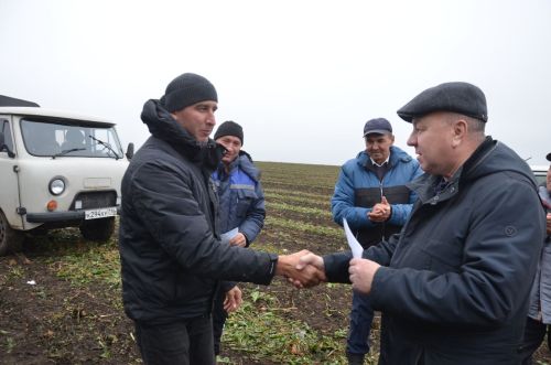 В районе наградили передовиков свеклоуборочной кампании