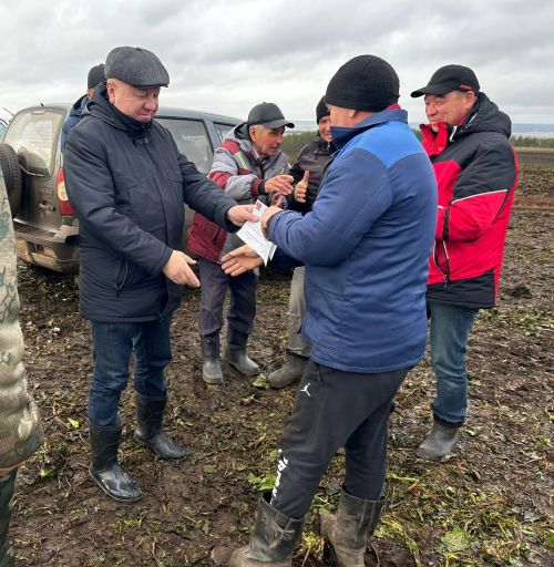 В районе наградили передовиков свеклоуборочной кампании