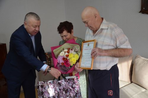Хәйруллиннар изумруд туйларына җиткәннәр