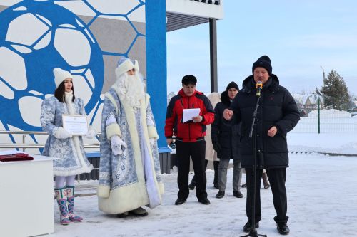 В Джалиле открыли крытый футбольный манеж