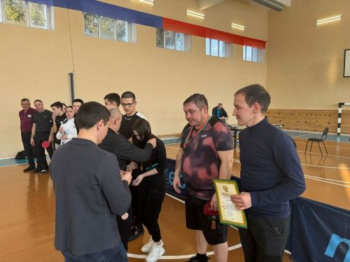 Большенуркеевские теннисисты стали лучшими в районе