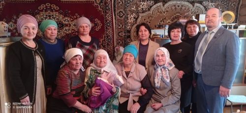 Ветеран бүген дә җор телле, киң күңелле